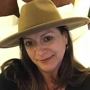 Meet your Posher, Mariella